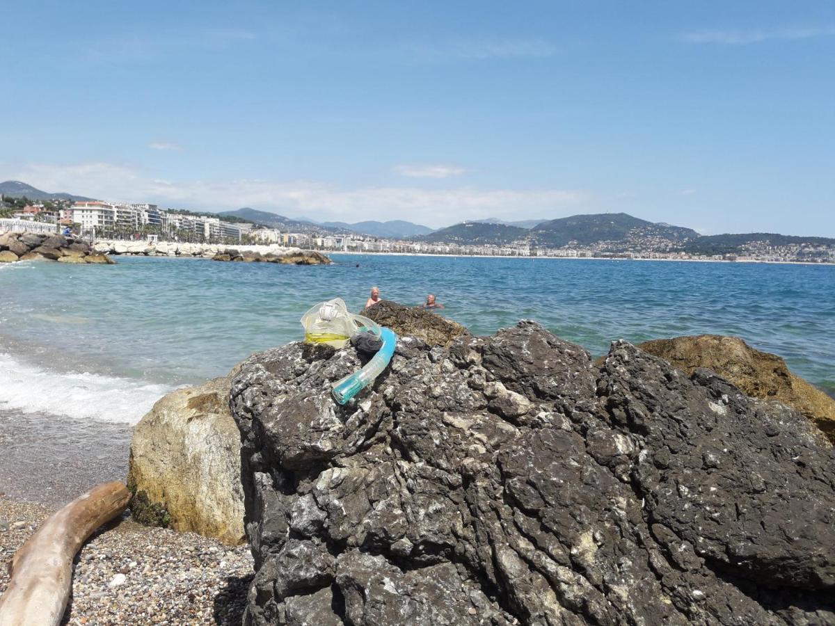 Chambre D Hote Avec Clim Terrasse Et Petit Dejeuner Hauteurs De Nice Bagian luar foto